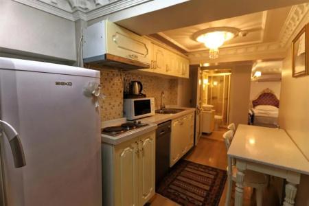 Romantic Mansion - 50