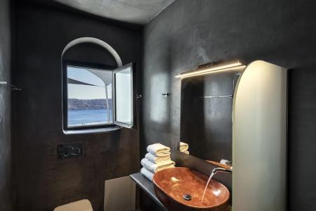Pearl of Caldera Oia - Boutique by Pearl Collection - 81