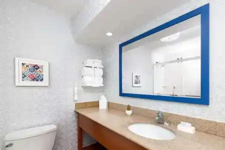 Hampton Inn - 42