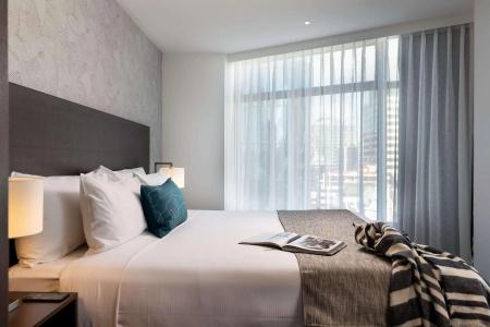 Rydges - 96