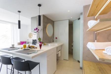 One Ibiza Suites - 41