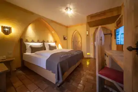 4-Sterne BurgCastillo Alcazar, Europa-Park Freizeitpark & Erlebnis-Resort - 33