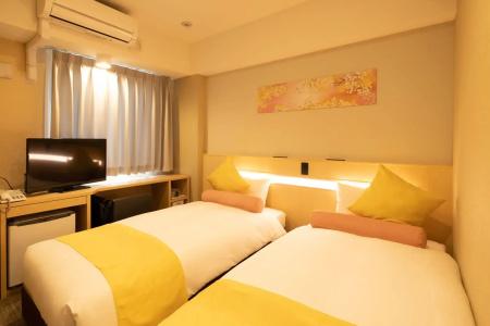 Shinsaibashi-Higashi Crystal - 24