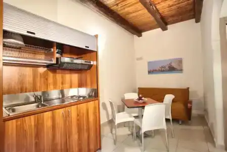 Porta delle Botteghelle - 72