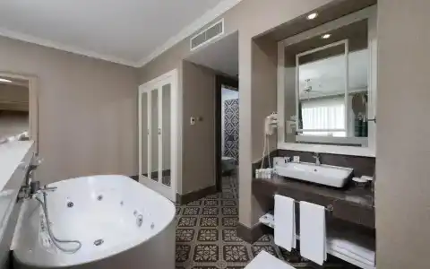Rubi Platinum Spa Resort & Suites - 40