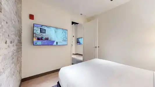 Studio 154 Luxury - 170