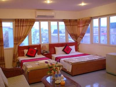 Hanoi Rose - 1