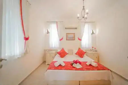 Alacati Marina Palace - 15