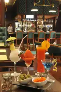 Golden Tulip Bahrain - 13