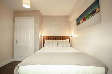 Drury Court - 45