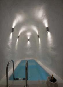 Daydream Luxury Suites - 12