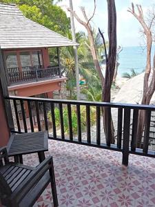 Koh Tao Beach Club - 32