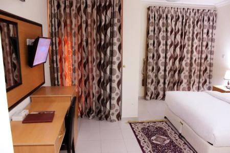 Montreal Naif - 51