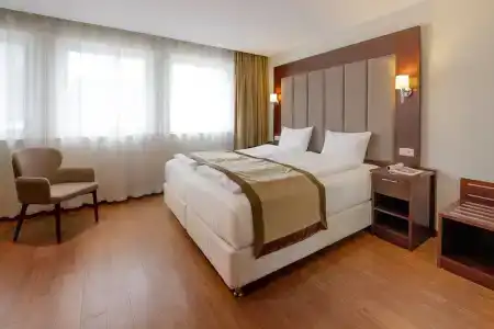 Palast - 54