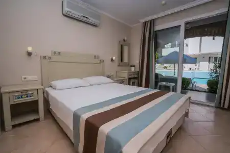 Costa Sariyaz - 3