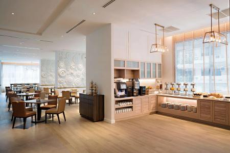 Hyatt Place Bangkok Sukhumvit - Sha Plus Certified - 14