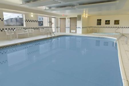 Days Inn & Suites by Wyndham 19th Ave/Airport Dome - 11
