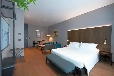 Duparc Contemporary Suites - 94