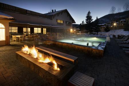 DoubleTree by Hilton - 25