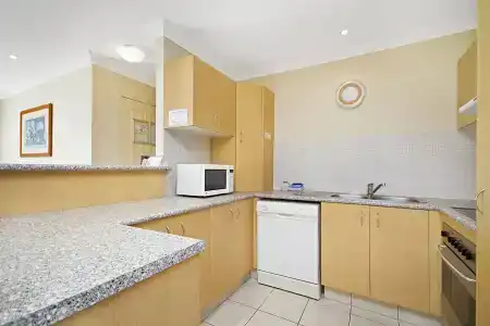 Golden Riviera Absolute Beachfront - 23