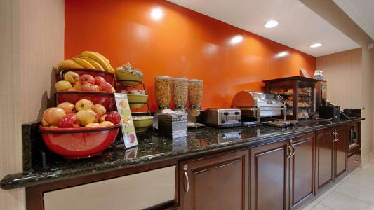 Best Western Inn - 11