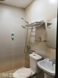 Mega Inn - 6