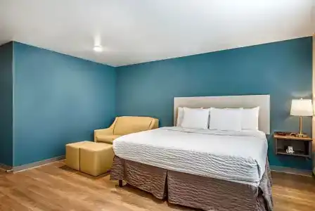 WoodSpring Suites - 49