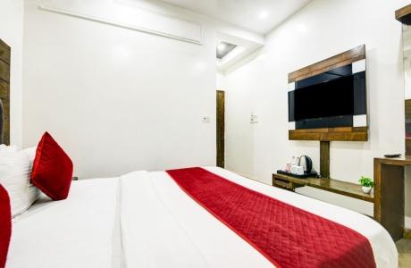 Saffron Inn - 42