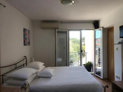 Pink Inn - 26
