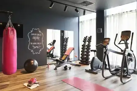 Moxy Paris Charles de Gaulle Airport - 11