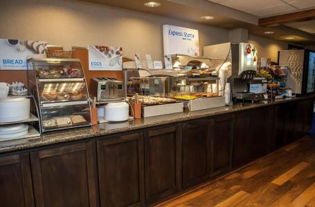 Holiday Inn Express Tucson-Airport, An Ihg - 11