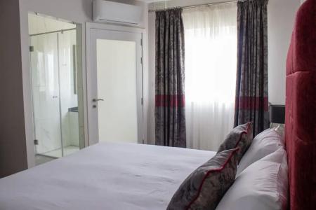 100 Boutique Living - 39