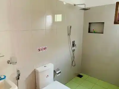 Sam's Guest House - 24
