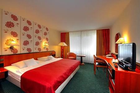 Best Western Plus Delta Park - 38