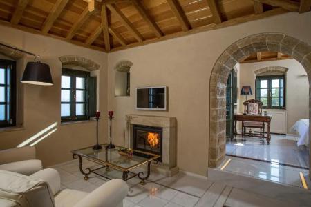 Moni Emvasis Luxury Suites - 74