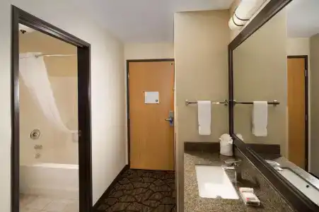 Best Western PLUS Vancouver Mall - 37