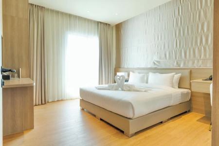 The One Bay Breeze - 154