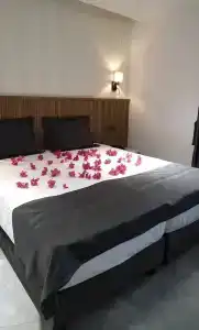 Happy Apart - 107