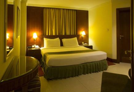 Pearl City Suites - 11