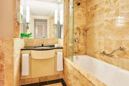Sheraton Grand Warsaw - 8