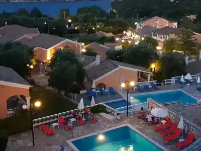 Michelangelo Resort - 11