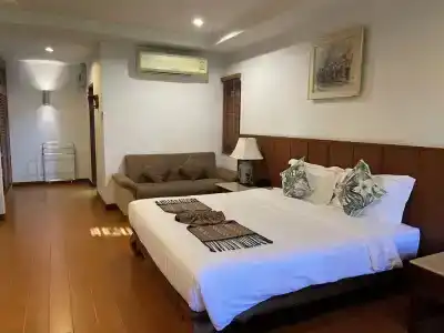 Sailom Bangsaphan - 107