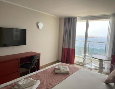 Seaview - Adults Only 16 Plus - 3