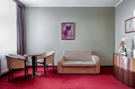 Grand Royal - 63