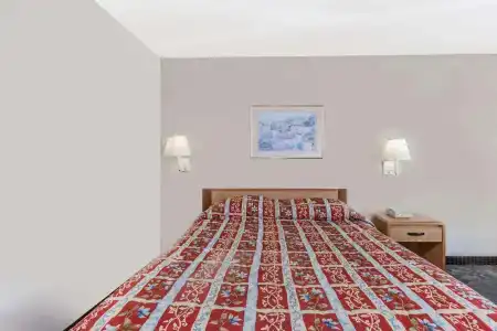 Knights Inn - - 2