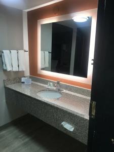 Jameson Inn - - 18