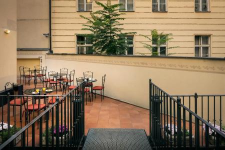 Caesar Prague - 13