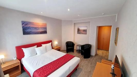 Cardiff - 65