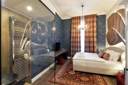 1552 Boutique - 26