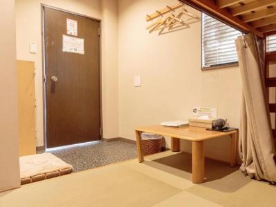 Fukuoka Hana Hostel - 38